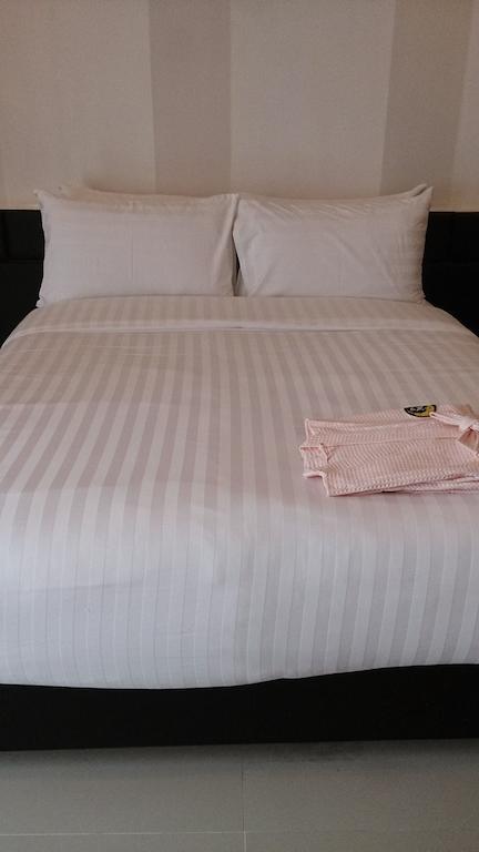De Ja Moon Hostel Chiang Mai Værelse billede