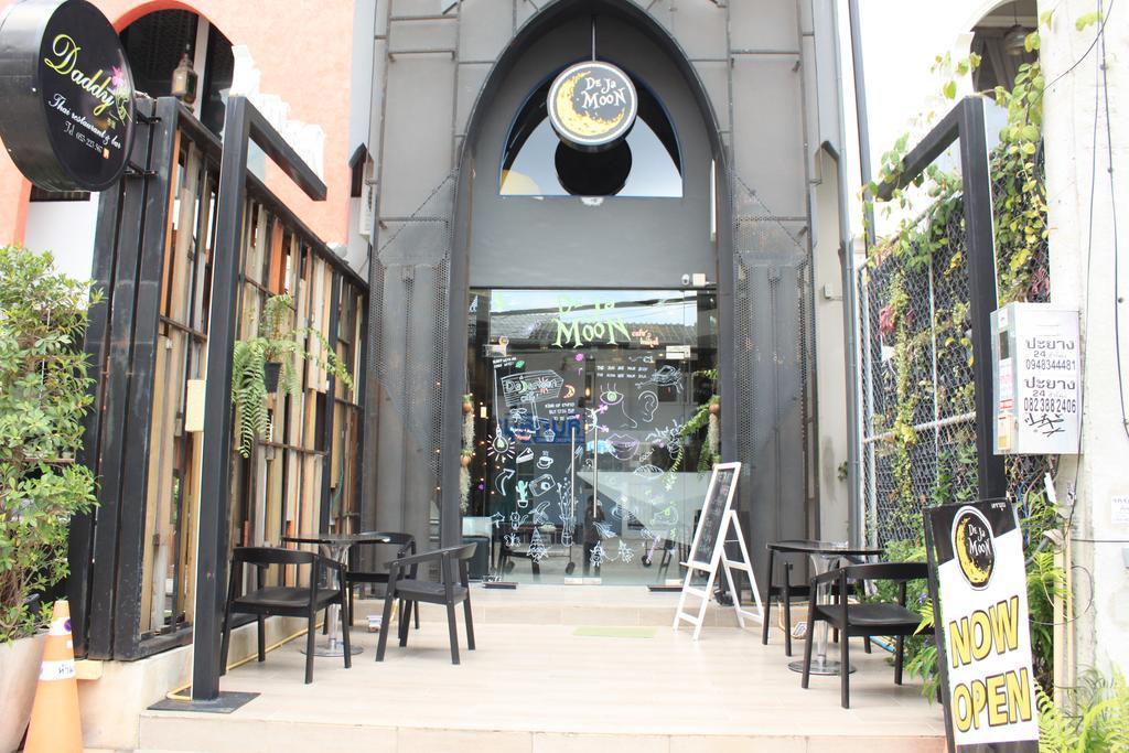De Ja Moon Hostel Chiang Mai Eksteriør billede